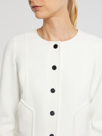 Veste courte boutonnée en tricotine stretch - Blanc casse