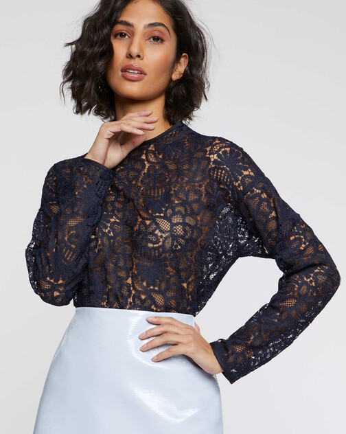 Top manches longues en dentelle