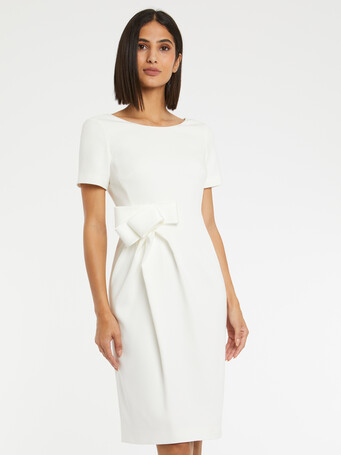 Robe à nœud en crêpe envers satin - Blanc casse