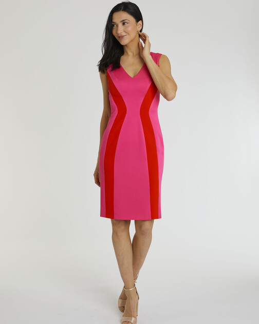 Robe courte en crêpe envers satin
