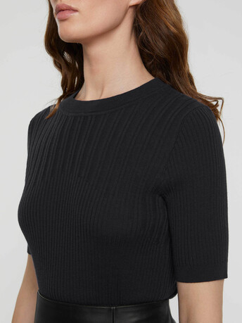 Pull côtelé en laine mérinos - Noir